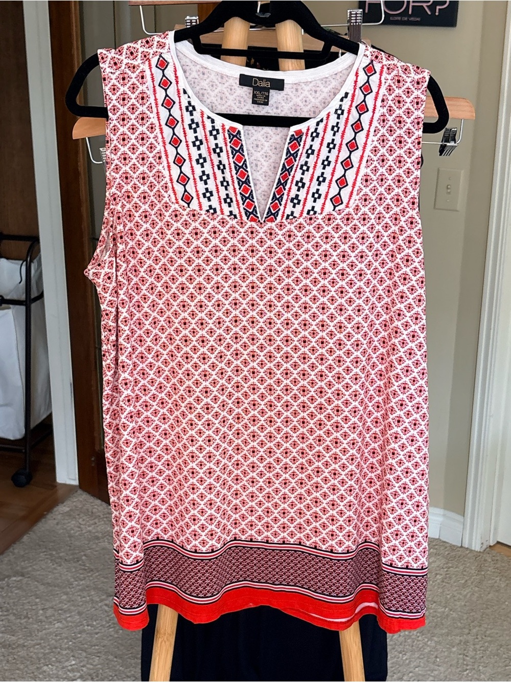 Dalia Red and White Printed Sleeveless Camisole XXL
